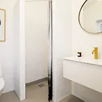 度假居 5 Star In *