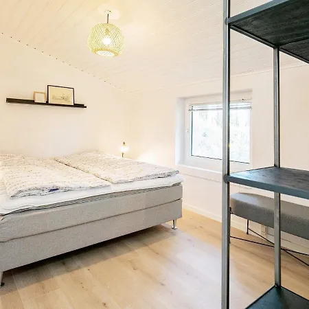 14 Person In S By Saeby (Nordjylland)